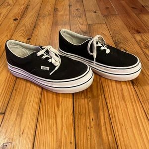 Platform VANS black and white